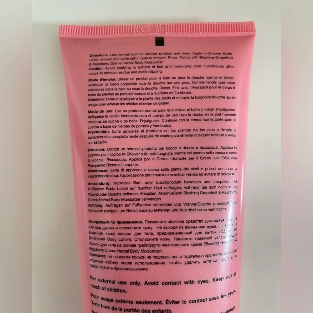 Hempz Blushing Grapefruit & Raspberry Crème IN-SHOWER Hydrating Body Moisturizer